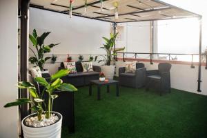 Posezení v ubytování B&B Fuori Squadro - In Centro con Terrazza Relax vista Mare