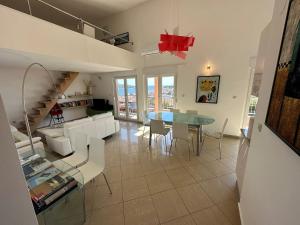 Posezení v ubytování Apartment Visum + 25 fotografií