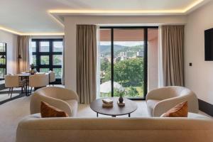 Гостиная зона в Hotel Meliá Bilbao