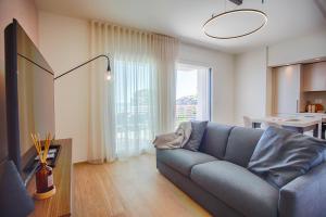TV a/nebo společenská místnost v ubytování VillaMar Residence
