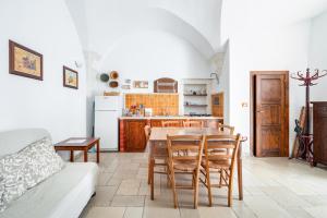 Kuchyň nebo kuchyňský kout v ubytování Casa Colombo & Casa Scipione by Rentbeat