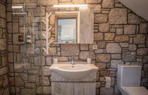 Koupelna v ubytování Anasa Rustic Villa