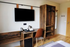 Μια τηλεόραση ή/και κέντρο ψυχαγωγίας στο Fosshotel Hellnar