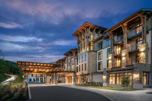 una rappresentazione dell’esterno di un edificio di Cloudland at McLemore Resort Lookout Mountain, Curio by Hilton a Rising Fawn