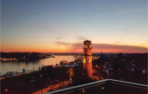 Blick auf den Sonnenuntergang/Sonnenaufgang von der Ferienwohnung aus oder aus der Nähe