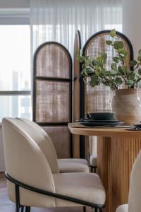 Χώρος καθιστικού στο GuestReady - Bohemian Apt with Marina View