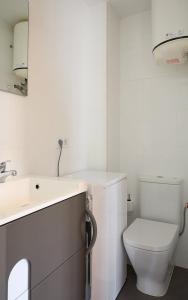 GuestReady - Acogedor Apt en La Barcelonetaにあるバスルーム