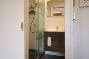 GuestReady - Acogedor Apt en La Barcelonetaにあるバスルーム