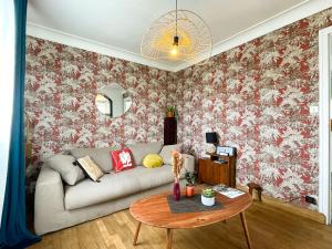 Et opholdsområde på La maison de la Garenne + 4 billeder