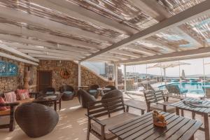 Uma área de estar em Villa Konstantin Rooms & Suites