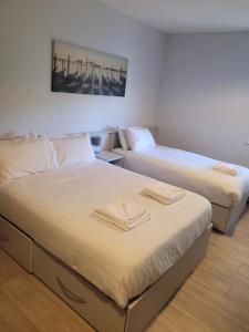 Cama o camas de una habitación en SWUITE GALWAY