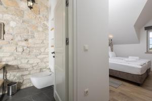 Casa Columba - 4 Star Design Boutique Hotel with Outdoor Pool & Private Garden的一间浴室