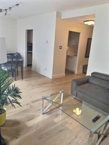 Χώρος καθιστικού στο Amazing condo in the Old Port