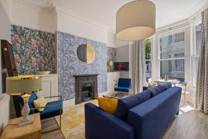 Posezení v ubytování The Artists Abode in Central Plymouth - Sleeps 6