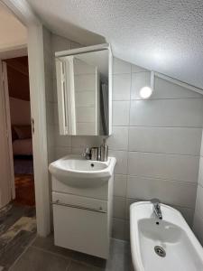 Koupelna v ubytování A casa da Tia Júlia