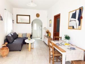 A seating area at Theros House