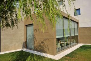 Vonkajšia záhrada v ubytovaní Travelodge Málaga Airport