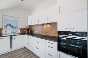 Imagine din galeria proprietății Neubau Ferienwohnung Kleine Auszeit în Rheinmunster