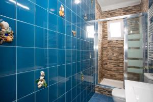 Kúpeľňa v ubytovaní GuestReady - Valencia's Cabanyal Confy Apartment