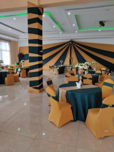 Posezení v ubytování Sunstar Resort Thika