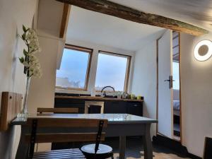 Una cocina o cocineta en View Eiffel Tower