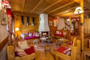 Posezení v ubytování Le Chalet d'en Hô
