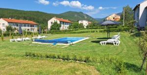 Nespecifikovaný výhled na hory nebo výhled na hory při pohledu z apartmánu