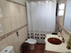 Kúpeľňa v ubytovaní Casa Villazo 1