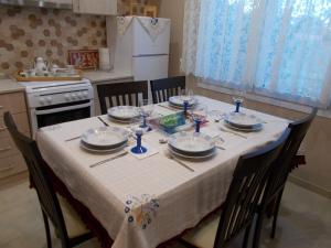 Kuchyň nebo kuchyňský kout v ubytování kaite house