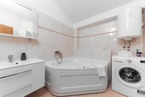 Fotografie z fotogalerie ubytování Apartments Gisela v destinaci Makarska