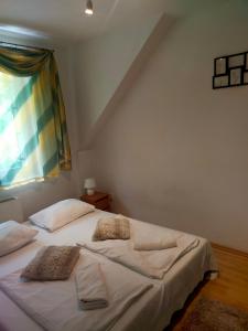 Posteľ alebo postele v izbe v ubytovaní Hostel Madeira