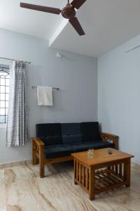 Gallery image of Rashra Residency in Manipala +21 photos
