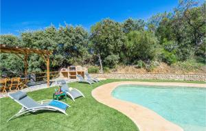 The swimming pool at or close to 3 Bedroom Amazing Home In El Gastor