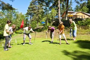 Hosté ubytování Haute-loire Tence Belle maison neuve plain-pied 4 étoiles avec parc arboré clos