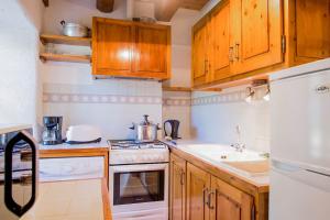 Imagen de la galería de Gîte Gîte Goulet 2/4 personnes, en Chasseradès
