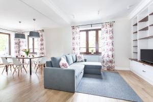 Posedenie v ubytovaní Villa Allegra Apartamenty z ogrodem i salą zabaw ,darmowy parking i leżaki, 5minut do morza + 37 fotografií