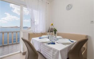 Posedenie v ubytovaní Holiday Home Starigrad Kod Senja, Obala Cr