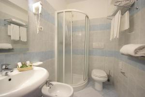Ванная комната в Hotel dei Coralli