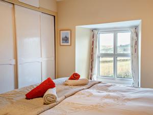 Katil atau katil-katil dalam bilik di 3 Bed in Talyllyn 93947