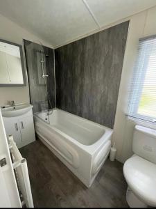 Koupelna v ubytování DW Serenity Cabin