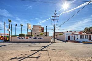 Fotografie z fotogalerie ubytování Hotel El Mirador v destinaci Puerto Peñasco + 11 fotografií