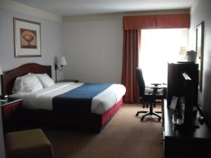 Gallery image of Mountain Inn & Suites in Erwin
