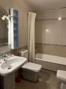 Ένα μπάνιο στο Atico Balneario