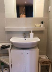 Koupelna v ubytování Polaris Yacht Apartman + 44 fotografií