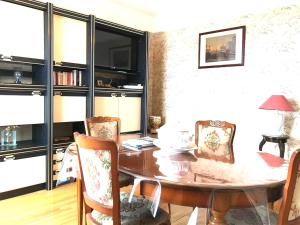 Kuchyň nebo kuchyňský kout v ubytování LE PRAIRIE - Centre - Marché Couvert - Spacieux