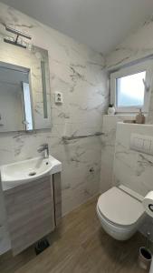 Kúpeľňa v ubytovaní Apartments Anica