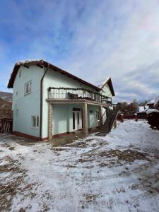 Budova, kde se prázdninový dům nachází