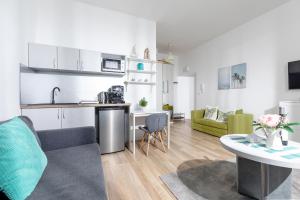 Η κουζίνα ή μικρή κουζίνα στο Apartament 101C Dziwnówek Morska 5