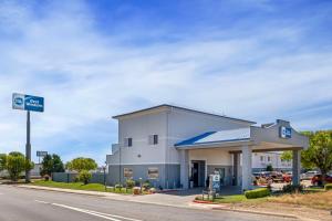 a gas station on the side of a road at Best Western Santa Fe Inn in Amarillo