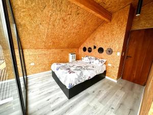 A bed or beds in a room at Enzojo 2